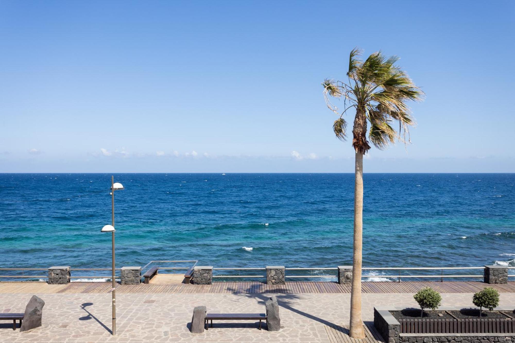 Home2book Stunning Sea Front Caletillas, Pool Apartment